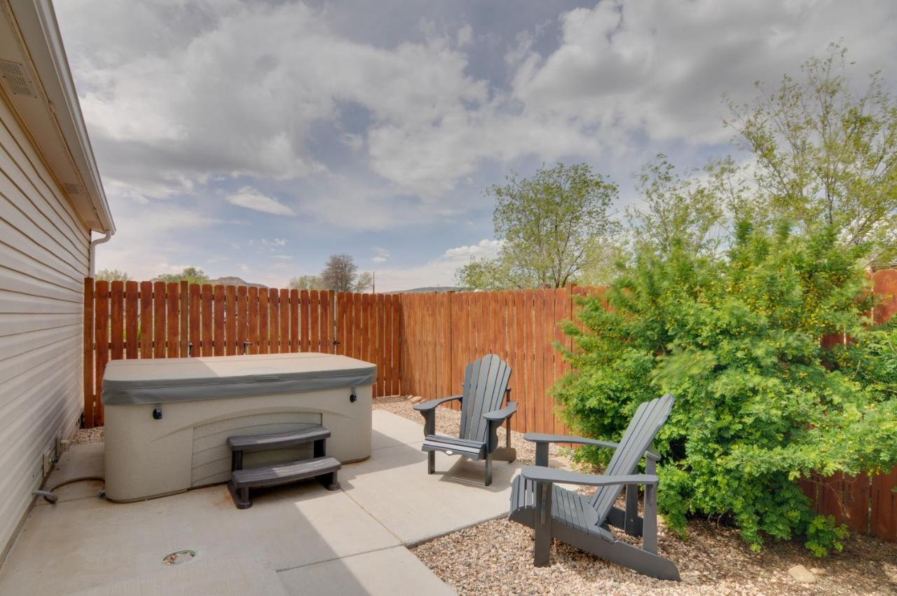 Holiday home Utah Retreat - Hot Tub, Deck And Near National Parks